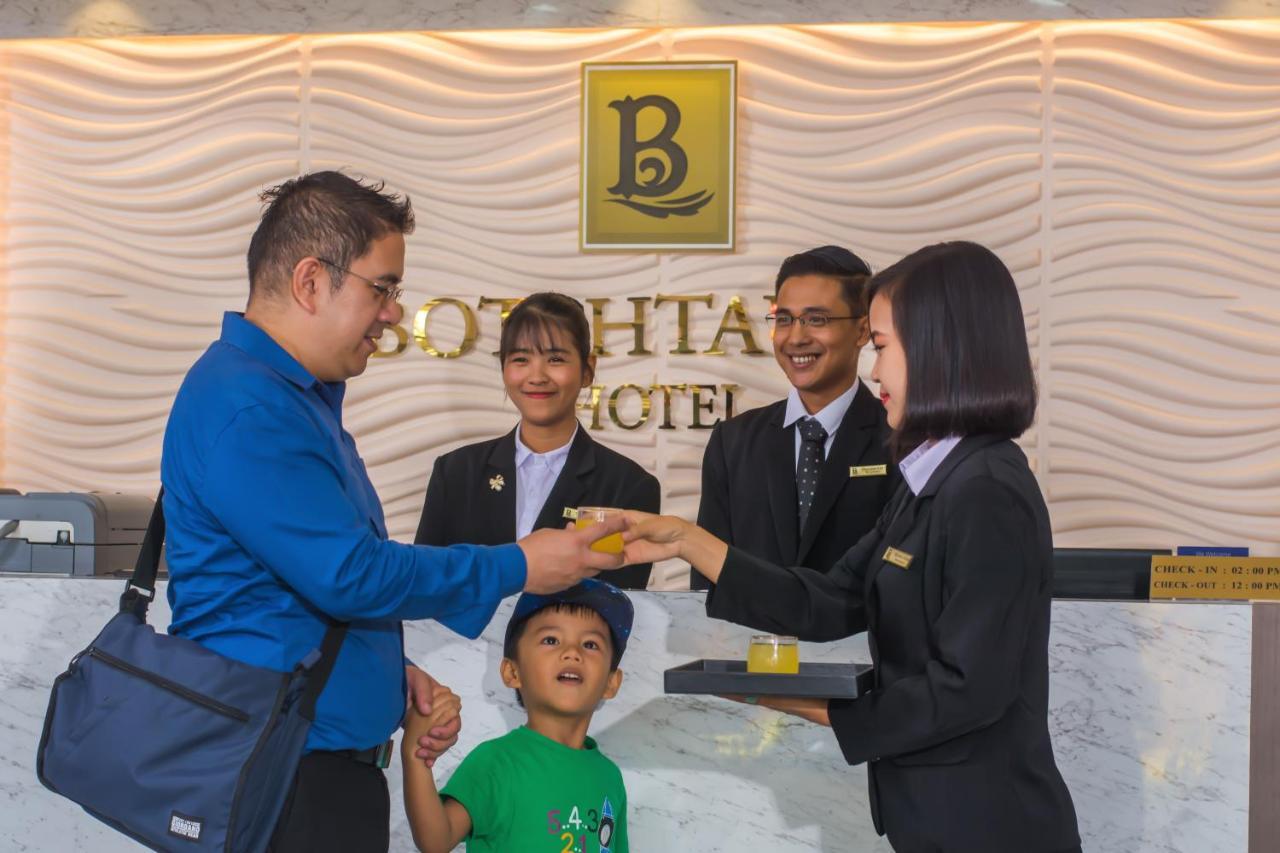Botahtaung Hotel Yangon Exterior foto